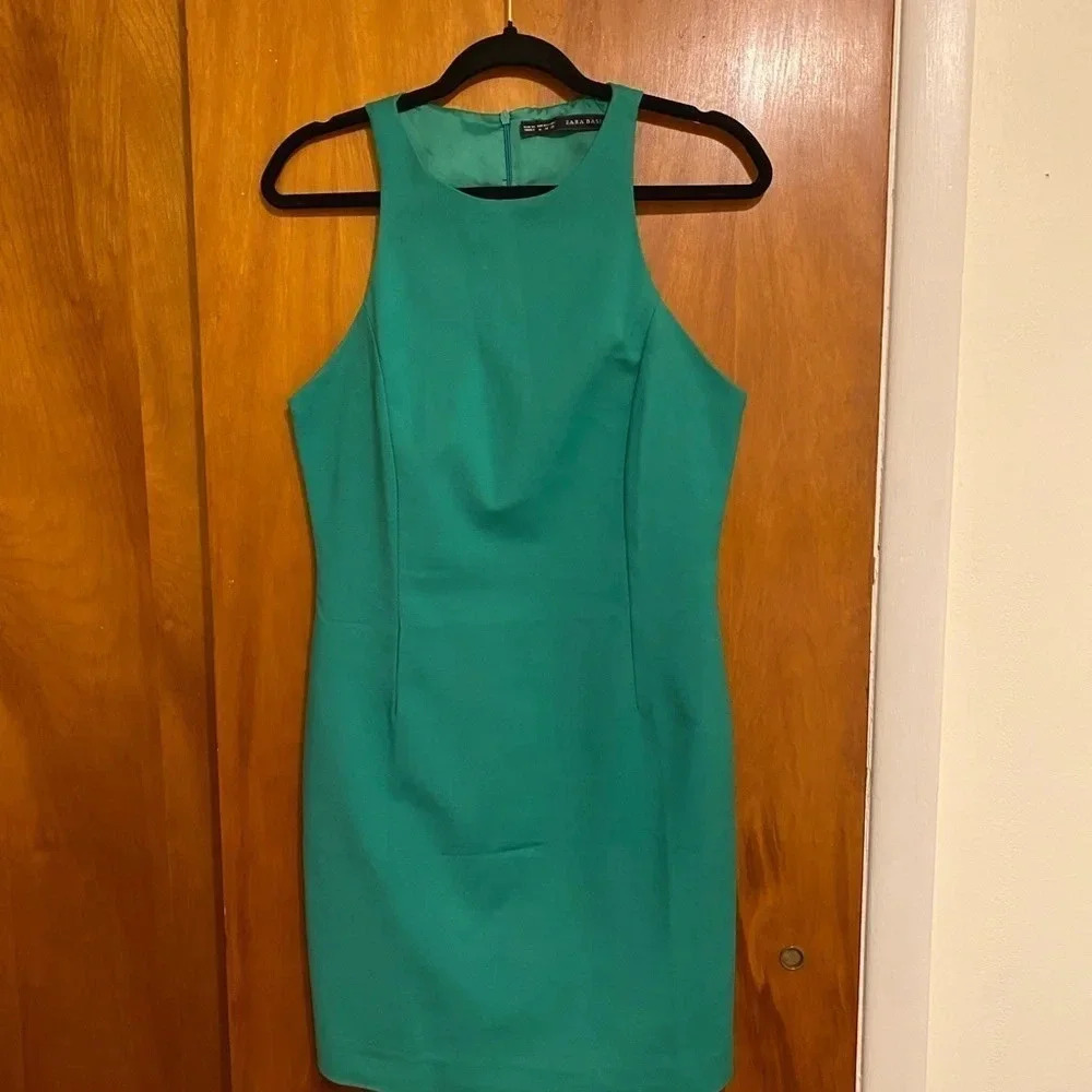 Zara Basic-Kelly Green Halter Neck Style Lined Sheath Dress Women’s Size…